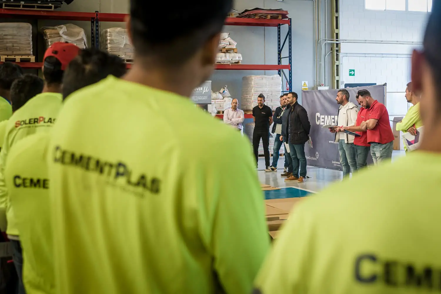 Momentos charla formacion smart cover graphenano Solerplast Canicio fotografia