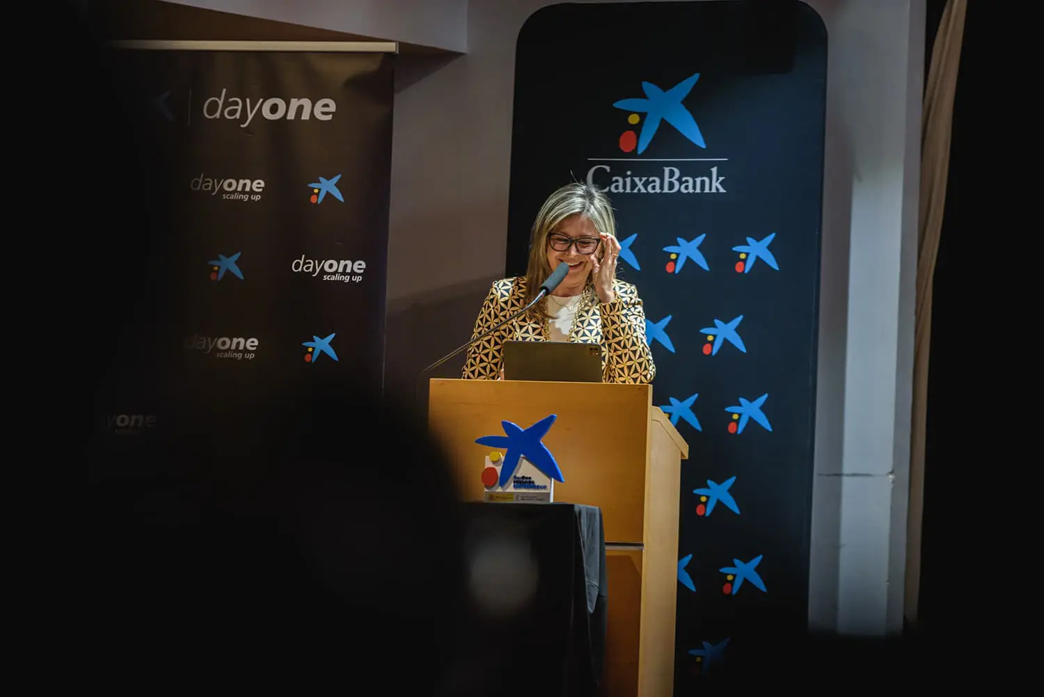 Presentacion charla Caixabank Canicio fotografia